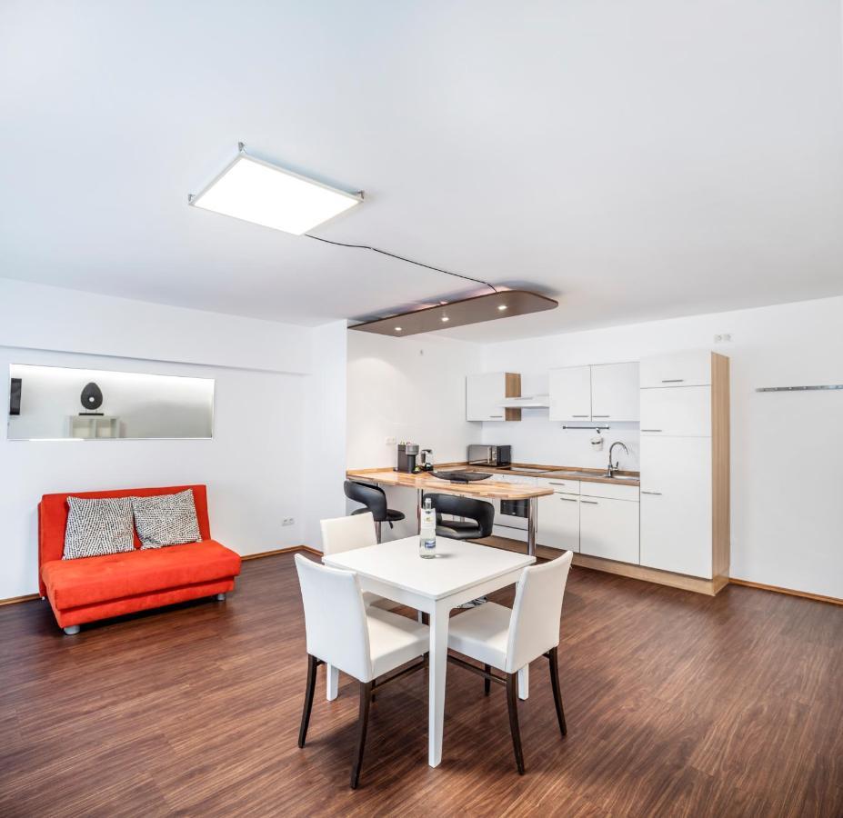 Aparthotel Boardingworld - *