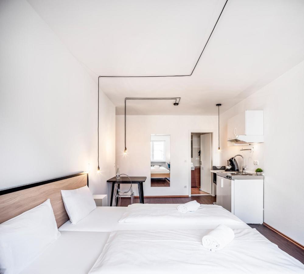 Aparthotel Boardingworld - *