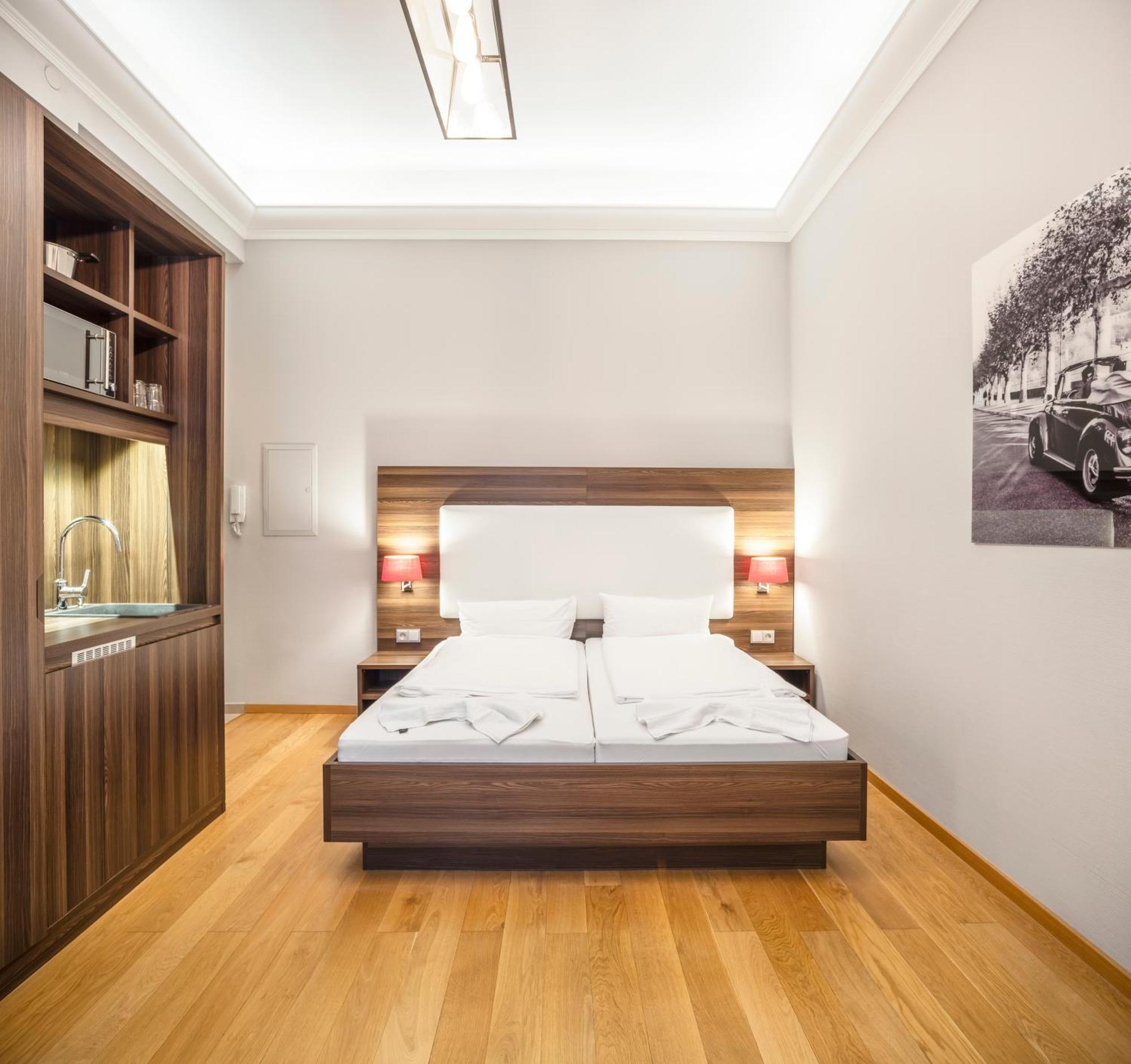 Aparthotel Boardingworld - *